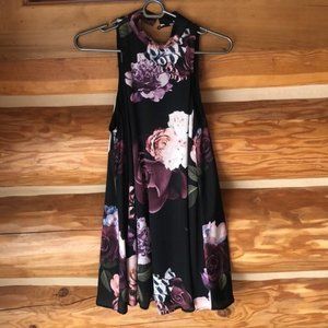 Show Me your MuMu sz small open back floral dress